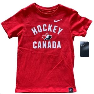 Nike Kids Hockey Canada Red T-shirt NWT